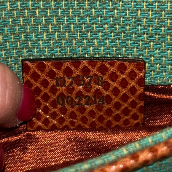 Vintage Gucci Clutch - Picture 5 of 11